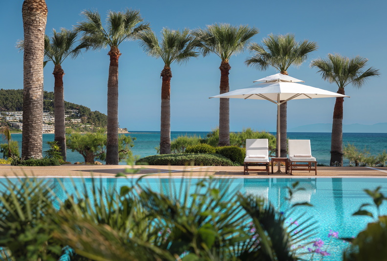 Tiara Holidays - Sani Beach - pool detail